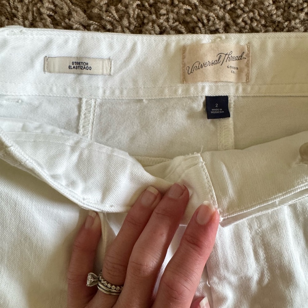 Universal Thread Cream Wide Leg Jeans - Picture 4 of 4